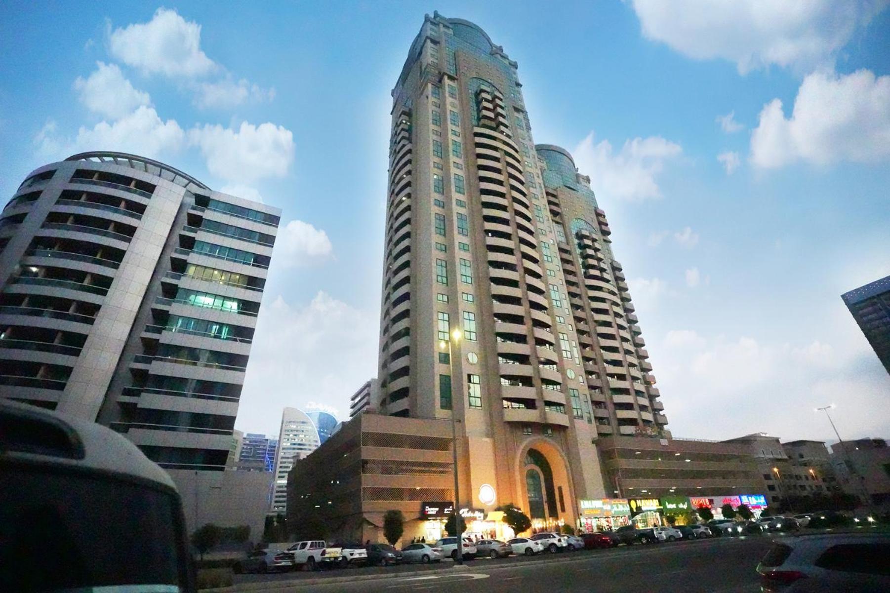 Horizon View Partition Room In Barsha Heights Near Metro Dubai Buitenkant foto