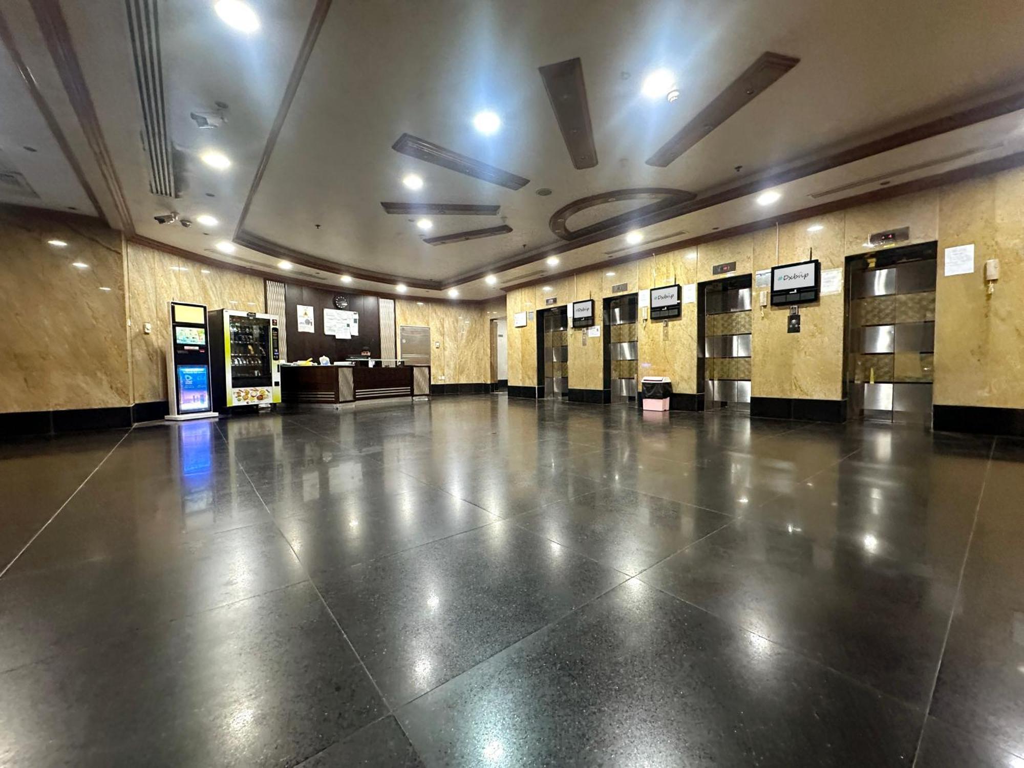 Horizon View Partition Room In Barsha Heights Near Metro Dubai Buitenkant foto